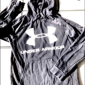 Under Armour sweatshirt